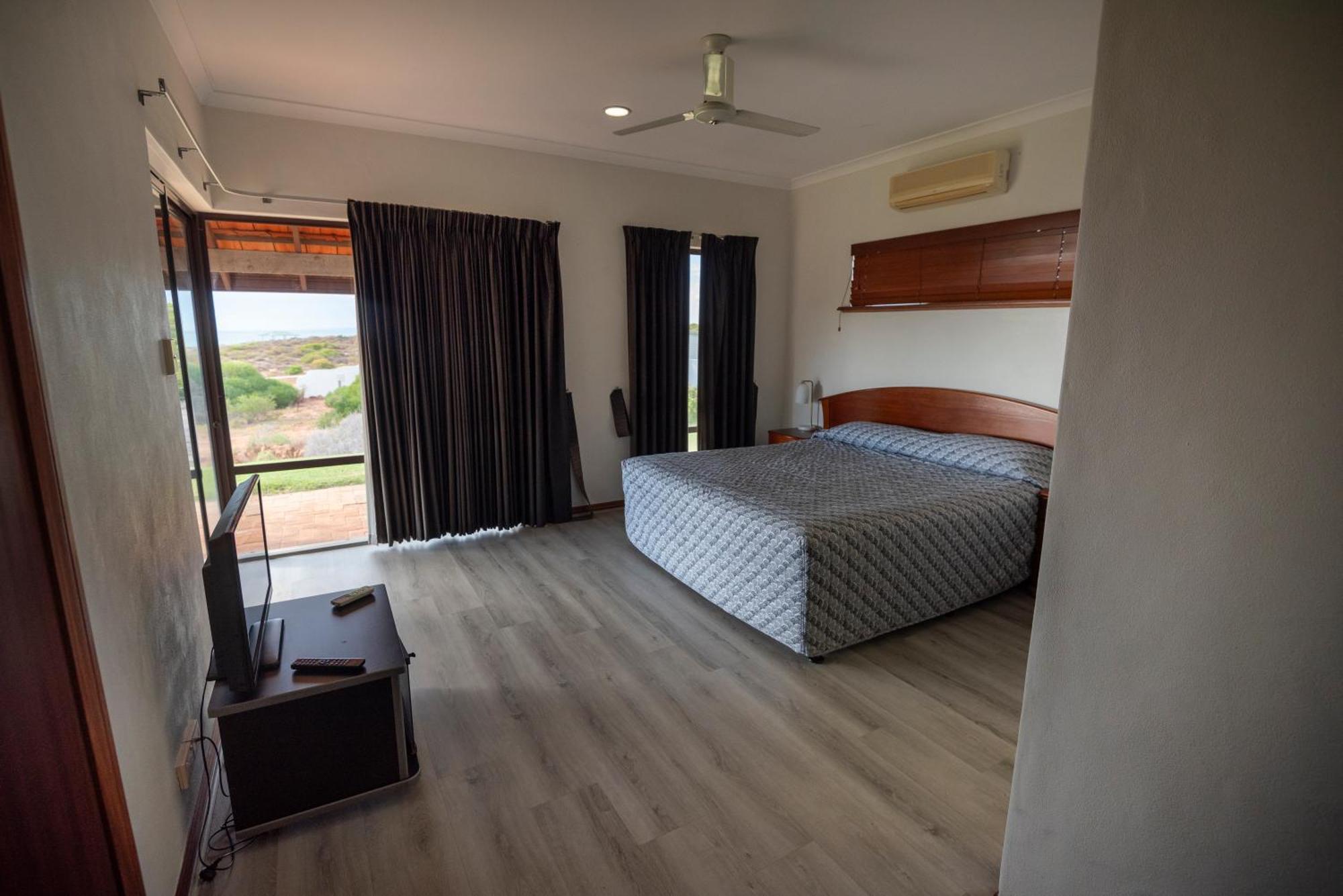 Hotel Kalbarri Red Bluff Tourist Park Extérieur photo