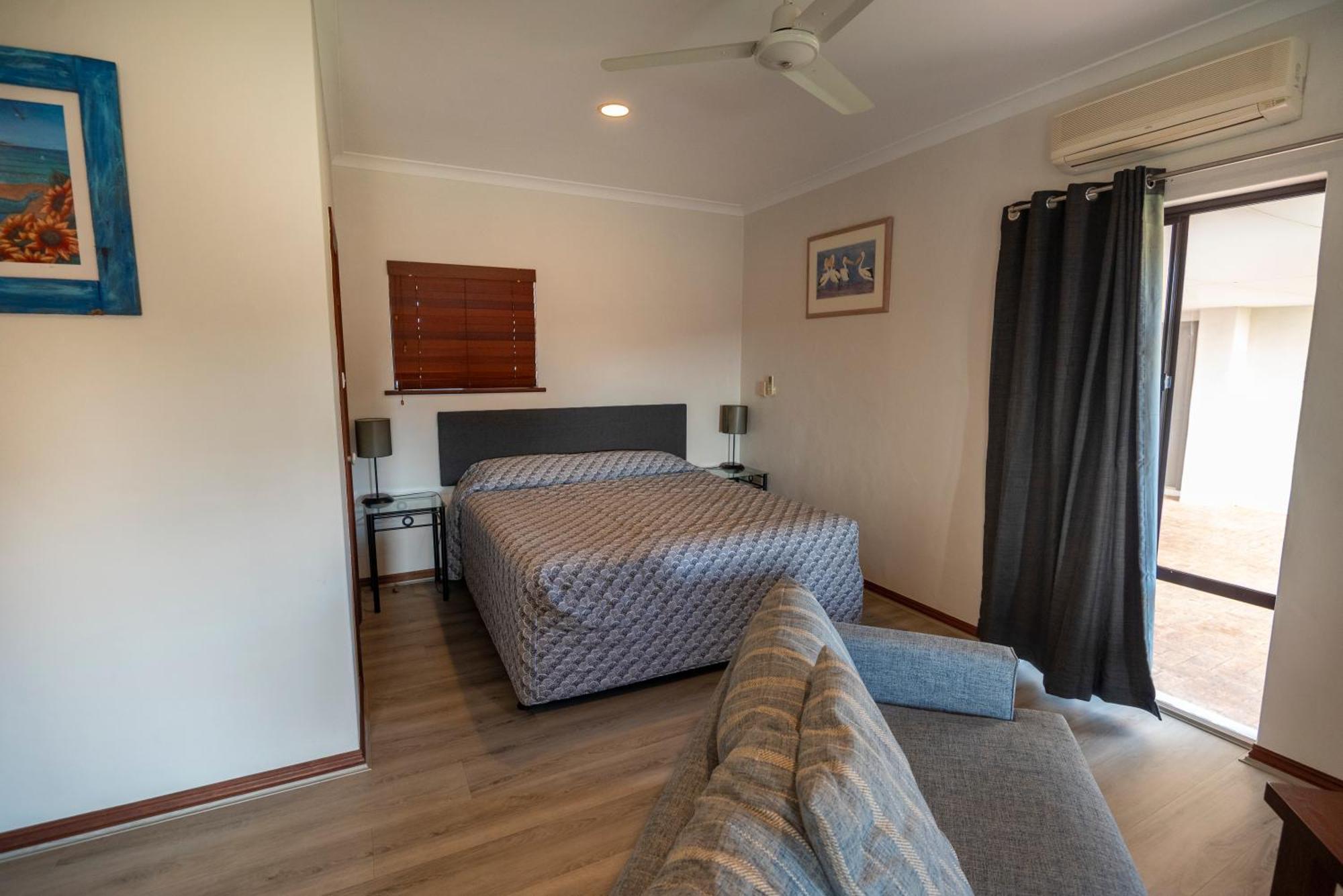 Hotel Kalbarri Red Bluff Tourist Park Extérieur photo