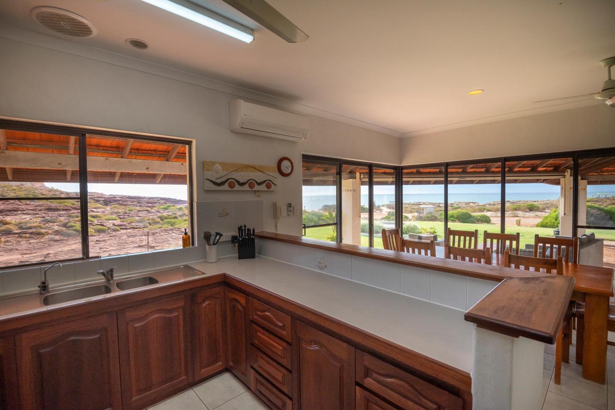 Hotel Kalbarri Red Bluff Tourist Park Extérieur photo