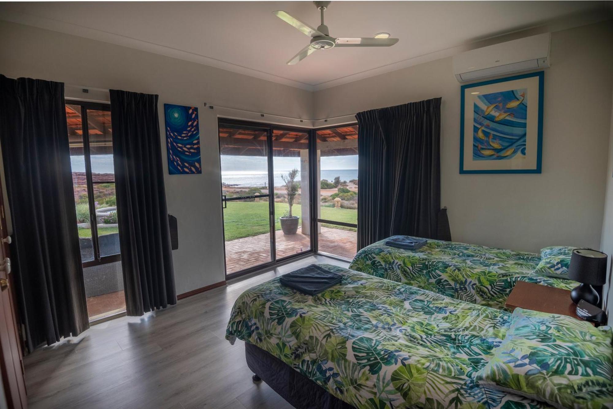 Hotel Kalbarri Red Bluff Tourist Park Extérieur photo