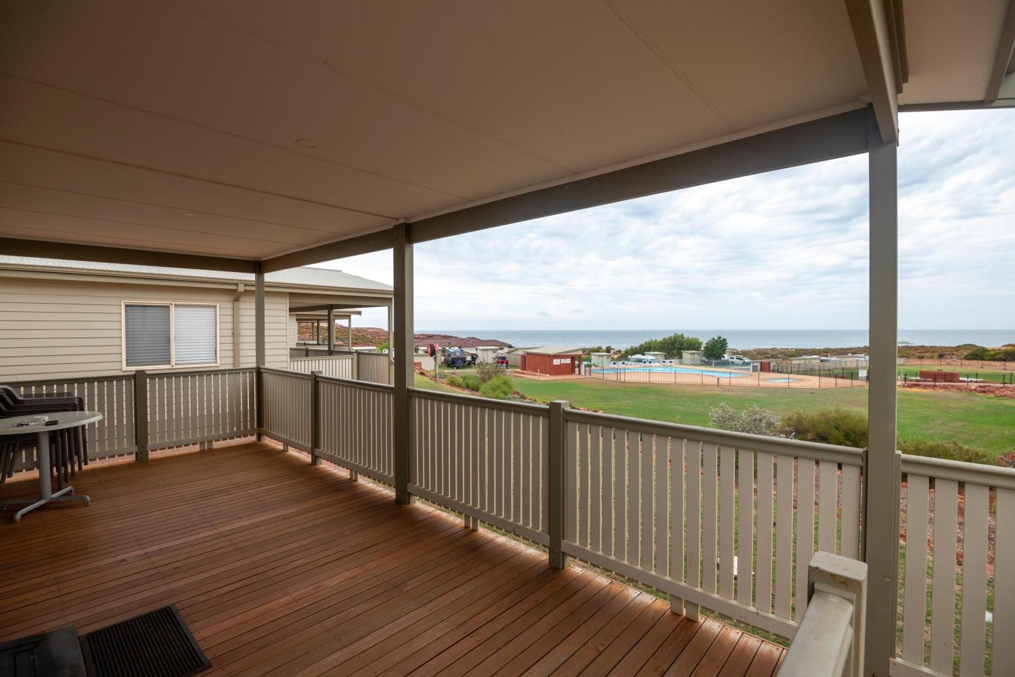 Hotel Kalbarri Red Bluff Tourist Park Extérieur photo