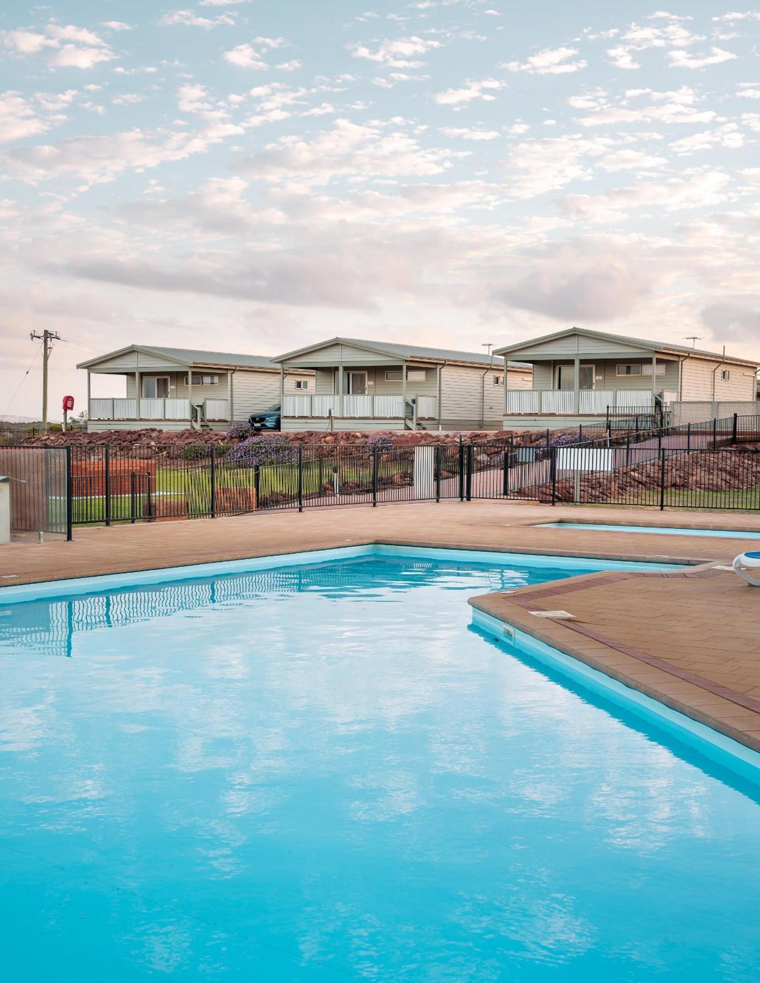 Hotel Kalbarri Red Bluff Tourist Park Extérieur photo